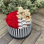 Çizgili Yuvarlak kutu, Ayıcık 0.5 nutella ve gül konsepti