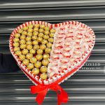 Etrafı Kinder Çikolata, Ortası Rocher ve Raffaello Konsepti